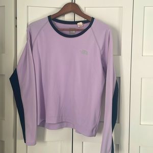 North Face Women’s workout crew, L